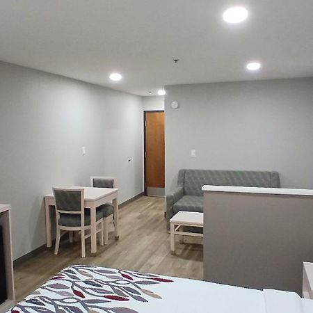 Red Roof Inn & Suites Euless - Dfw Airport Southwest Extérieur photo